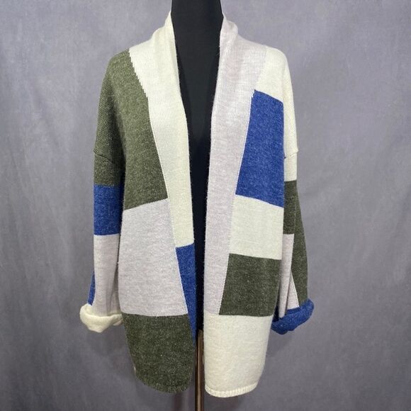 Patchwork Style Open Cardigan - Picture 2 of 5